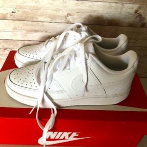 Nike Court Vision Low Women's Shoes (white)